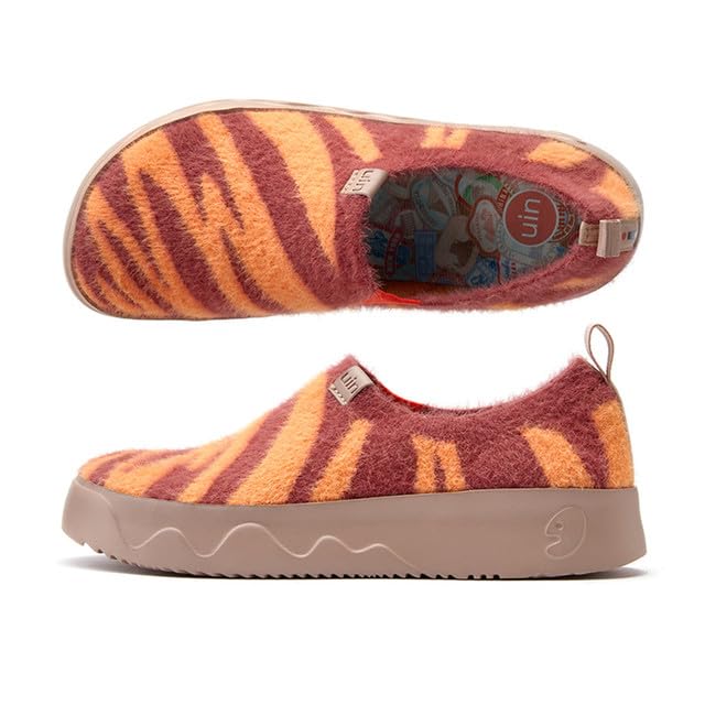 Art Travel Slip-On Sneakers